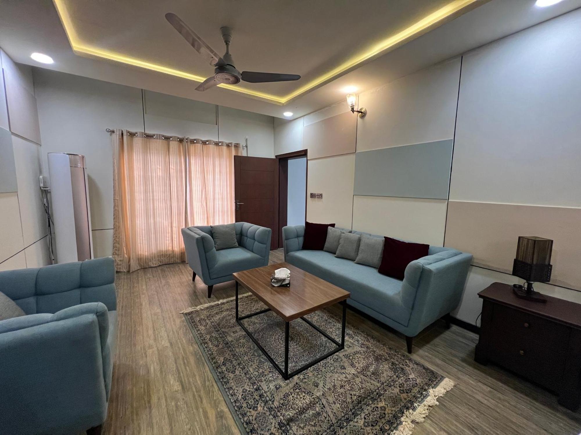 Deluxe King Room In Silverscape Residence 라왈핀디 외부 사진